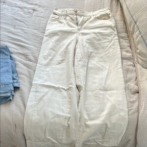 Universal Thread Cream Wide Leg Jeans